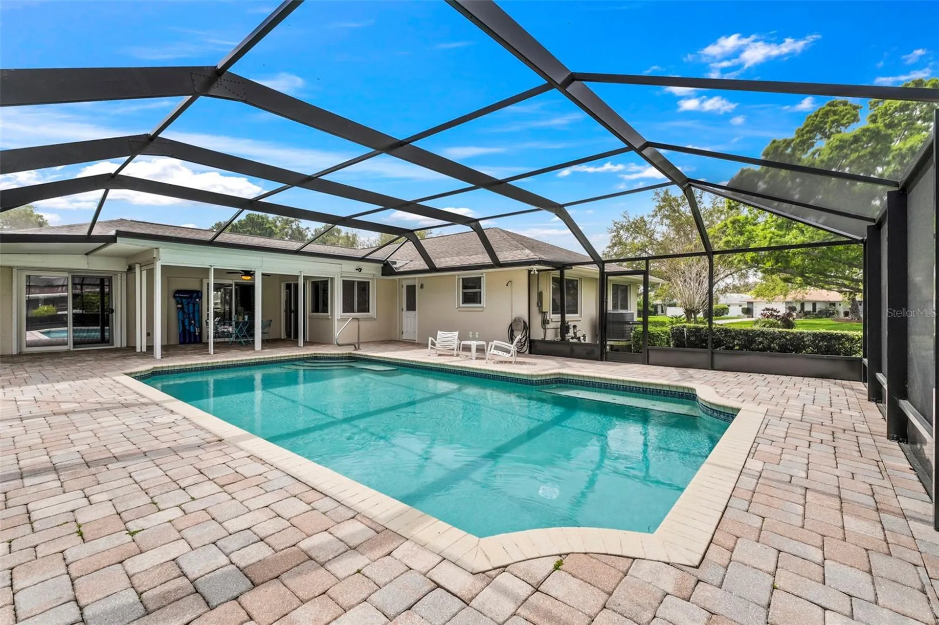 511 Riviera Bay Drive NE St Petersburg FL 33702