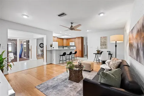 511 Riviera Bay Drive NE St Petersburg FL 33702