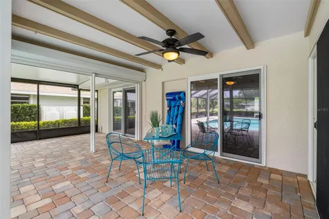 511 Riviera Bay Drive NE St Petersburg FL 33702