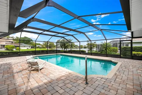 511 Riviera Bay Drive NE St Petersburg FL 33702