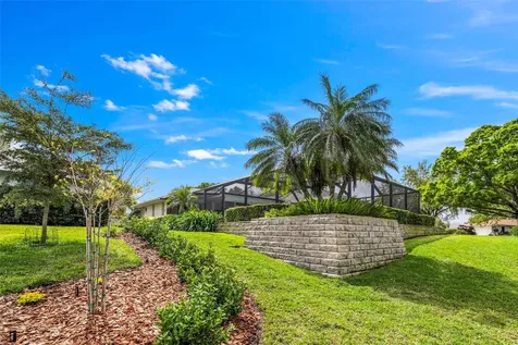 511 Riviera Bay Drive NE St Petersburg FL 33702