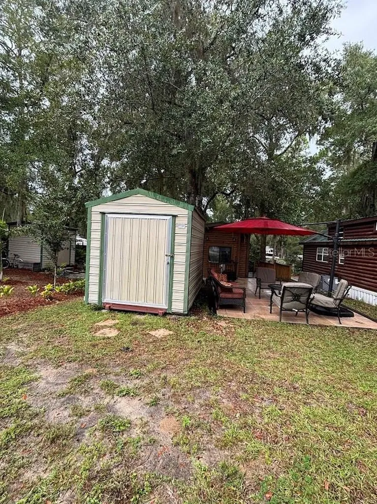 25246 NE 143rd Street Salt Springs FL 32134