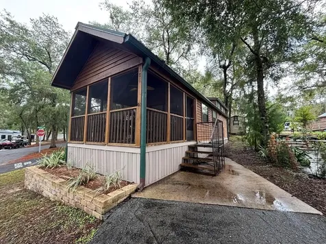 25246 NE 143rd Street Salt Springs FL 32134