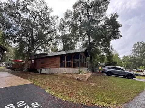 25246 NE 143rd Street Salt Springs FL 32134