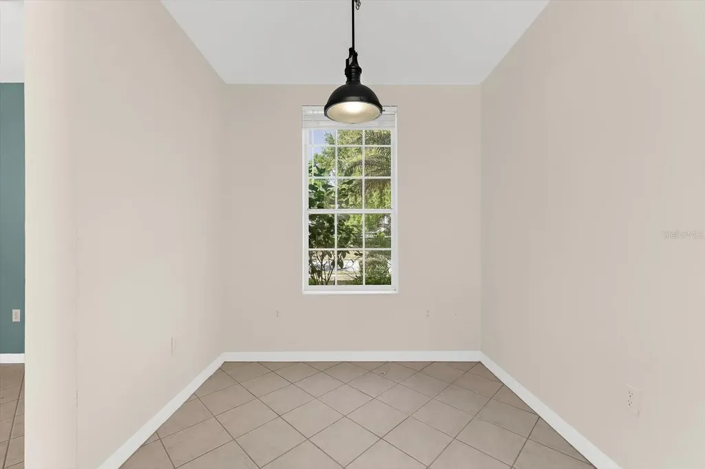 5637 Whitehead Street Bradenton FL 34203