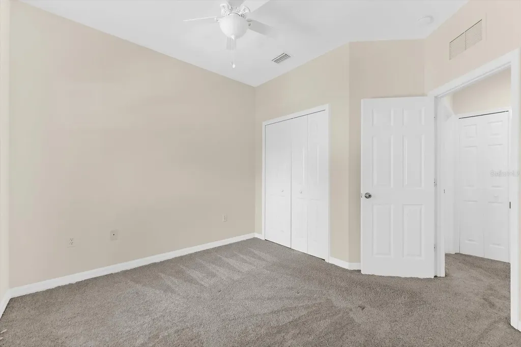 5637 Whitehead Street Bradenton FL 34203