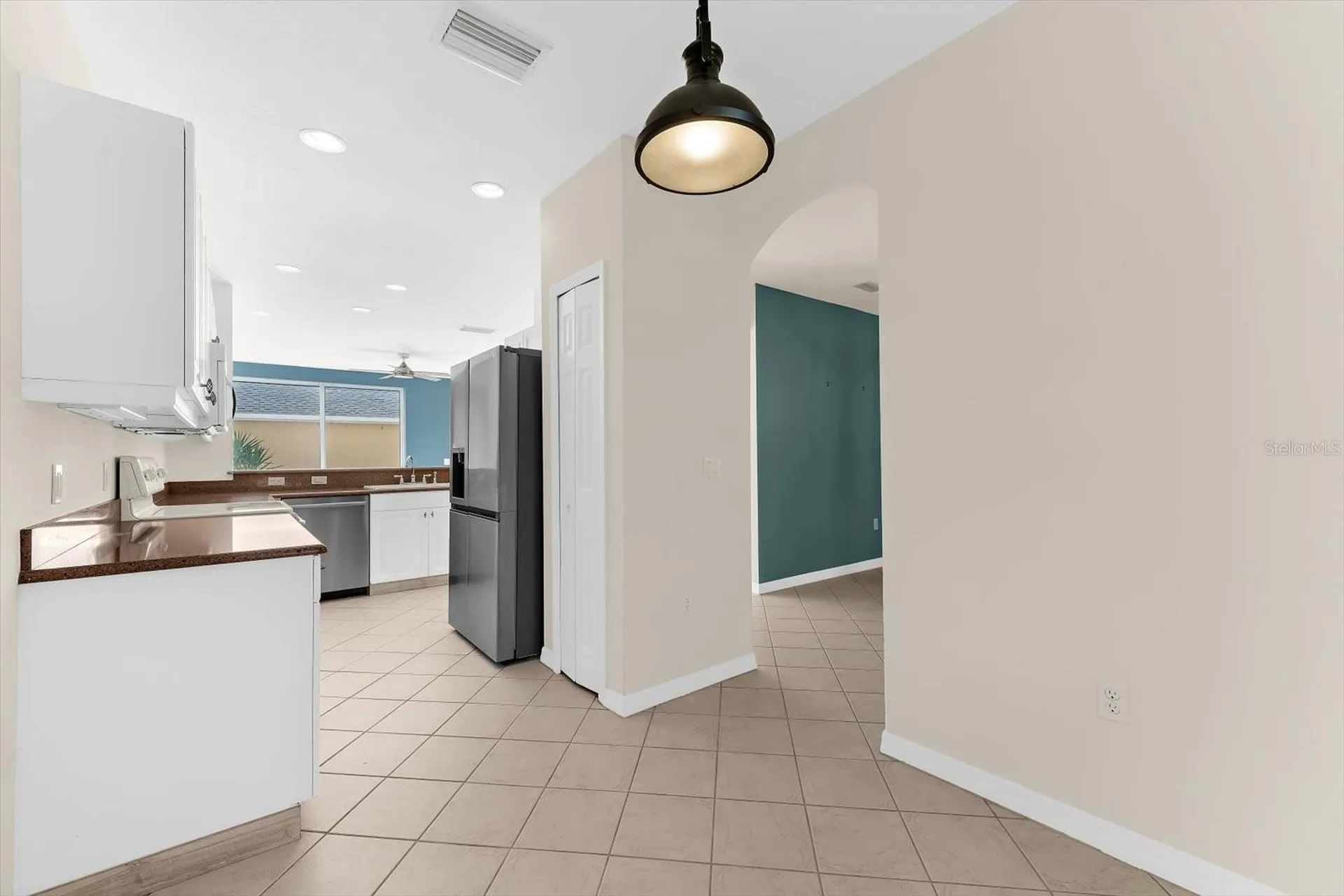 5637 Whitehead Street Bradenton FL 34203