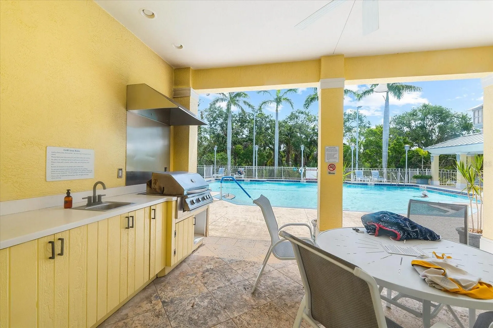 5637 Whitehead Street Bradenton FL 34203