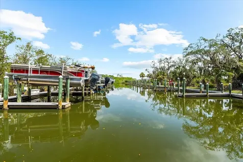 5637 Whitehead Street Bradenton FL 34203