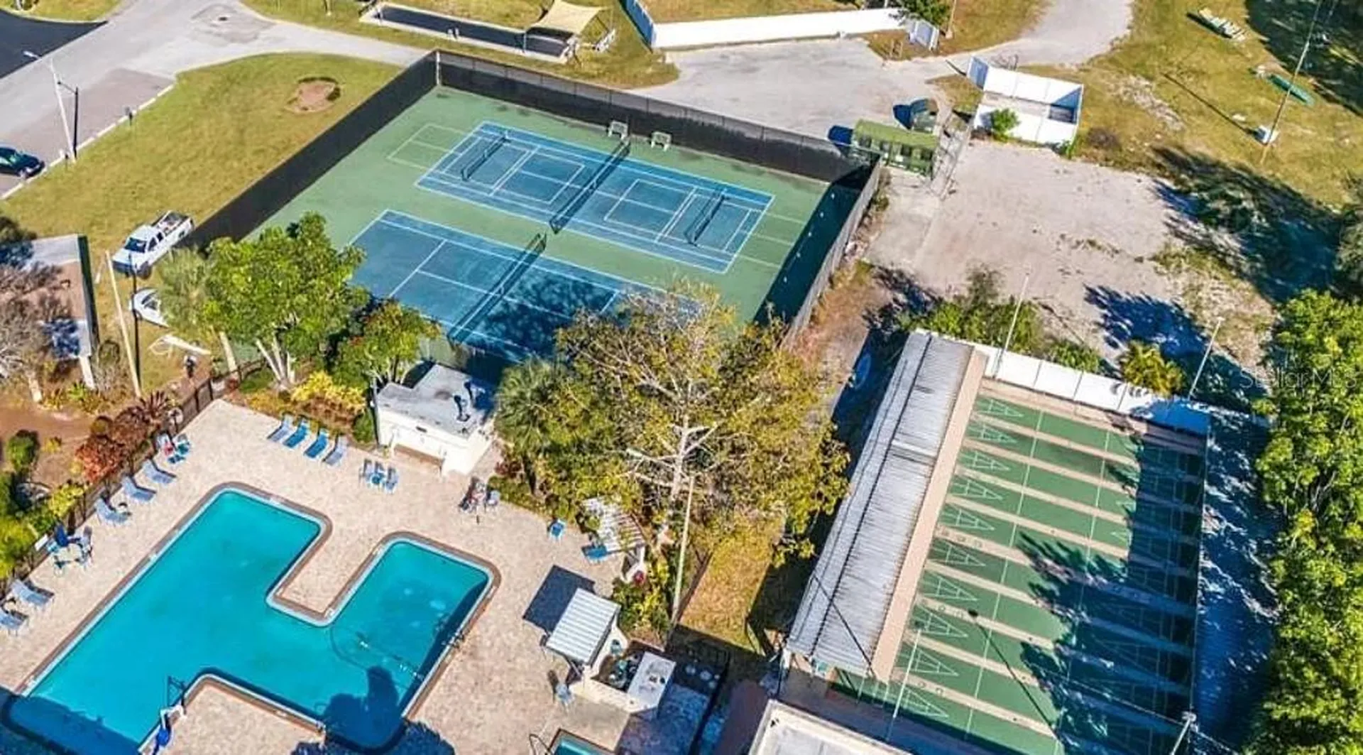 5925 Terrace Park Drive N St Petersburg FL 33709