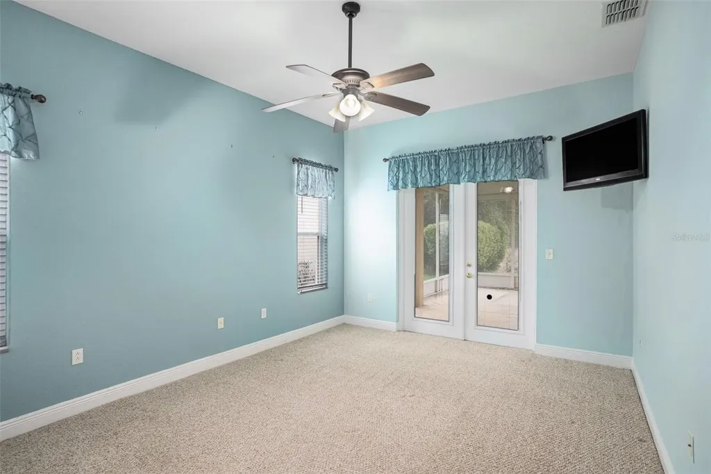 9916 Cleghorn Drive San Antonio FL 33576