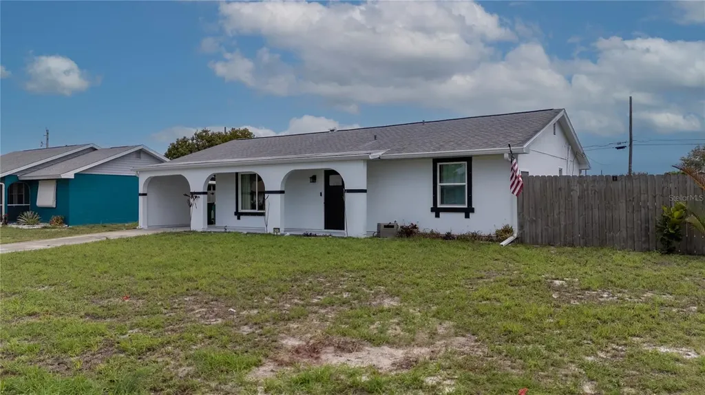 821 Silver Springs Terrace NW Port Charlotte FL 33948