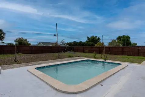 821 Silver Springs Terrace NW Port Charlotte FL 33948