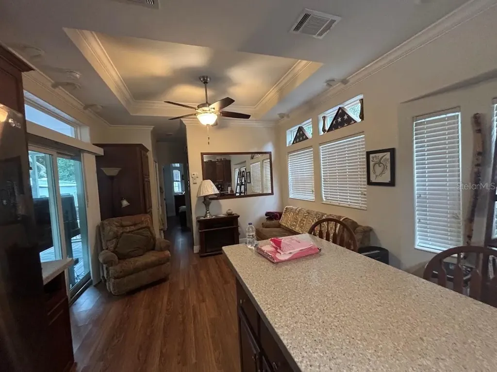 25235 NE 143rd Place Salt Springs FL 32134