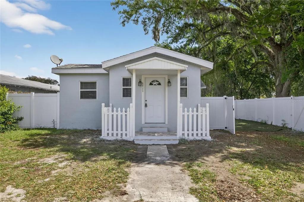 8711 N Boulevard Street Tampa FL 33604
