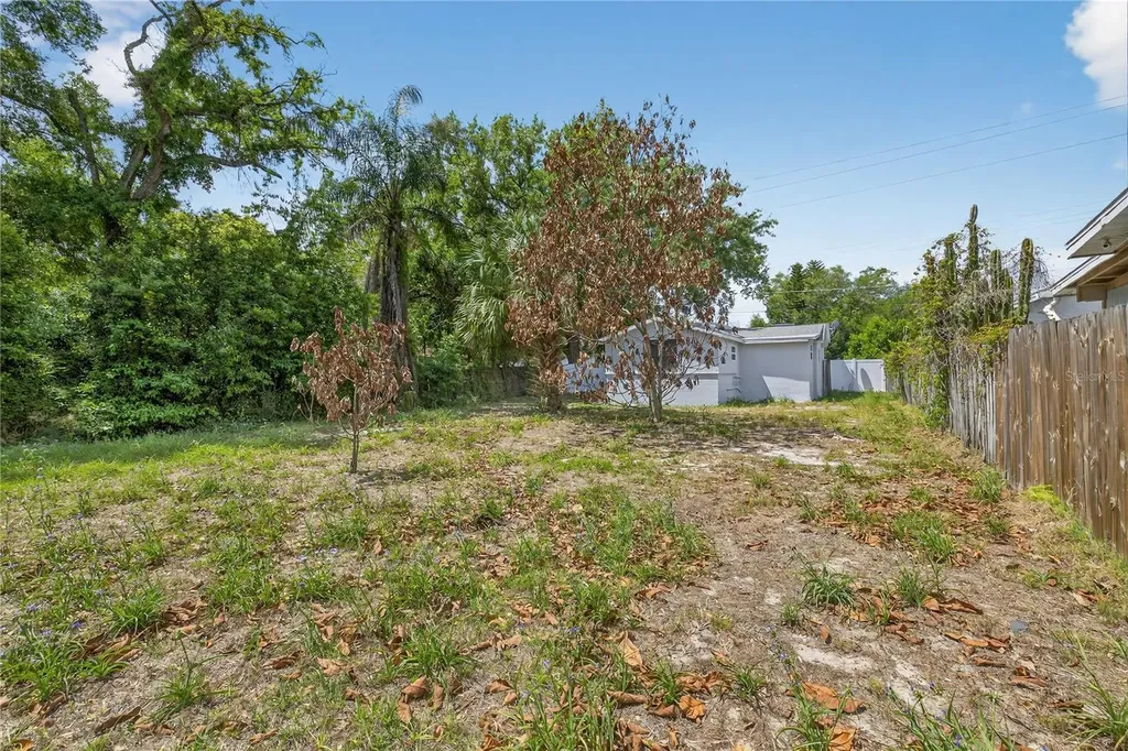 8711 N Boulevard Street Tampa FL 33604