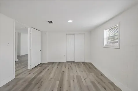 8711 N Boulevard Street Tampa FL 33604