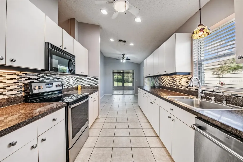 920 Villeroy Greens Drive Sun City Center FL 33573