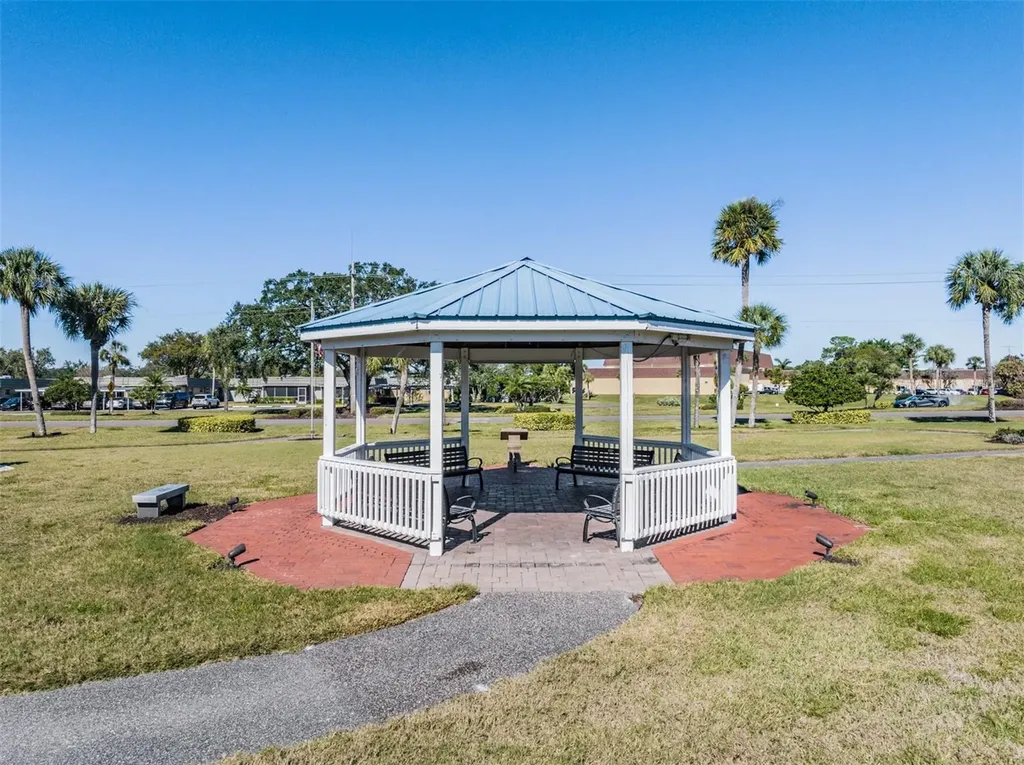 920 Villeroy Greens Drive Sun City Center FL 33573