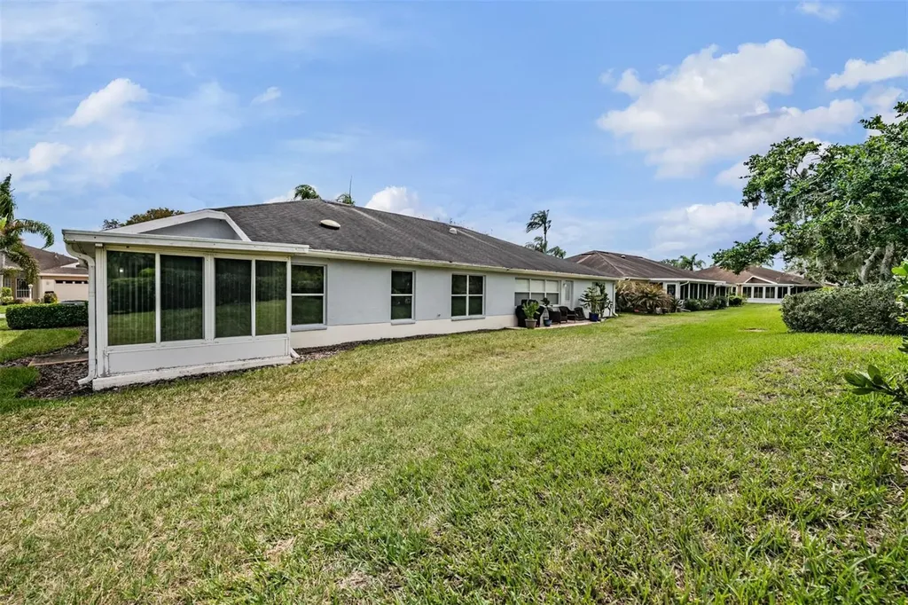 920 Villeroy Greens Drive Sun City Center FL 33573