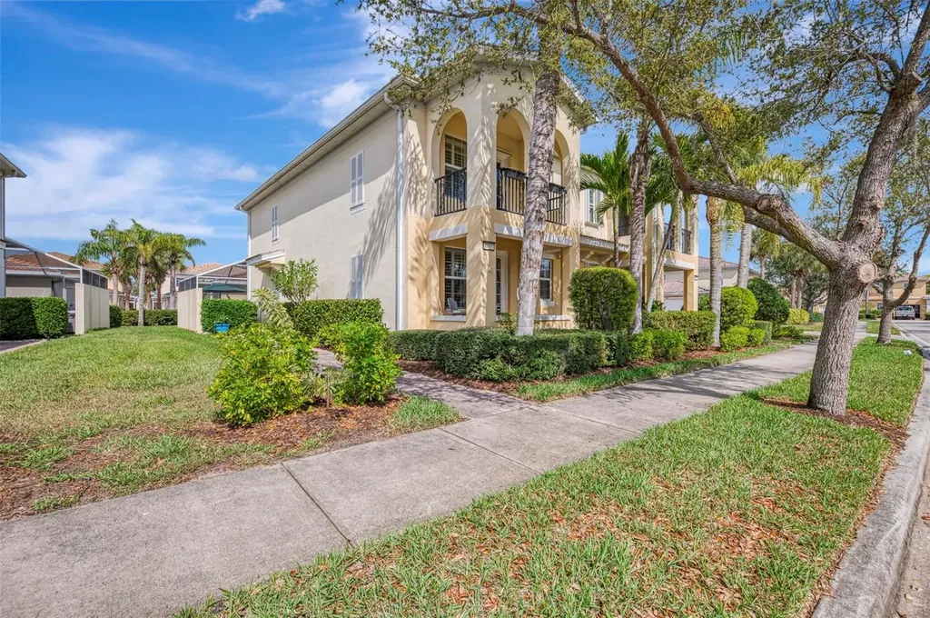 1585 Dorgali Drive Sarasota FL 34238