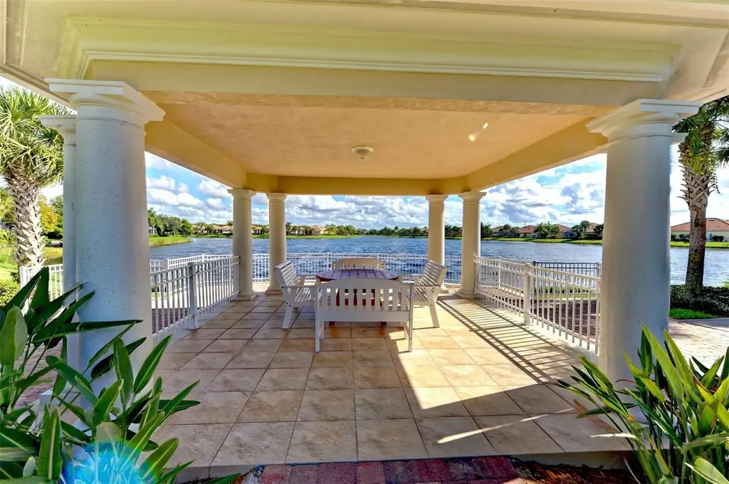 1585 Dorgali Drive Sarasota FL 34238
