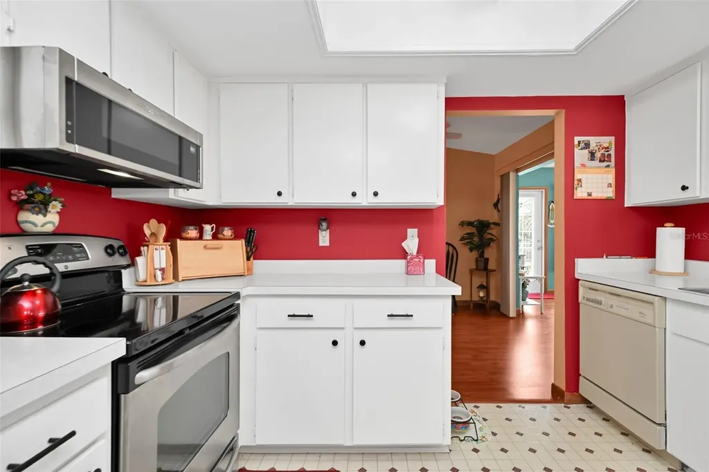 11055 SW 77th Court Ocala FL 34476