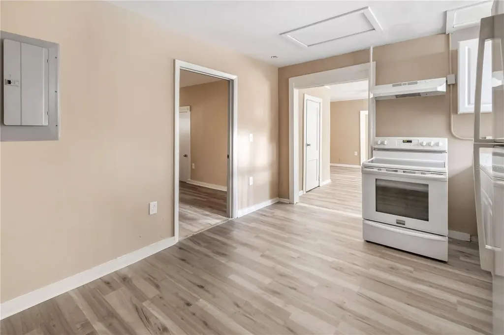 418 E Amelia Avenue Tampa FL 33602