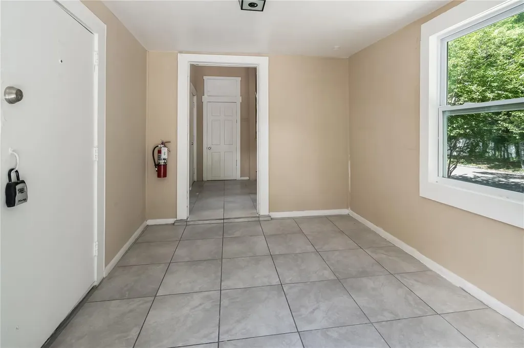 418 E Amelia Avenue Tampa FL 33602