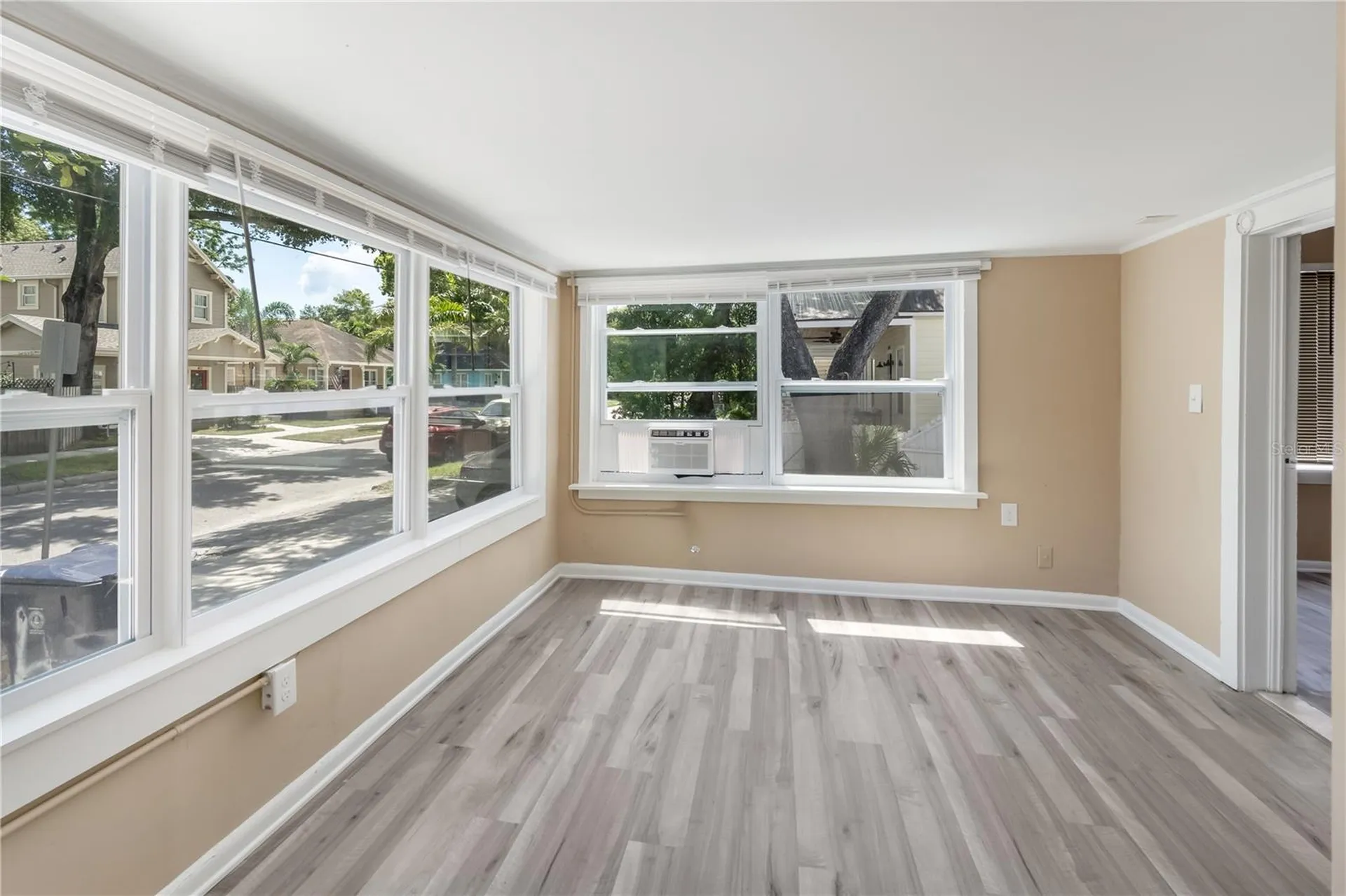 418 E Amelia Avenue Tampa FL 33602