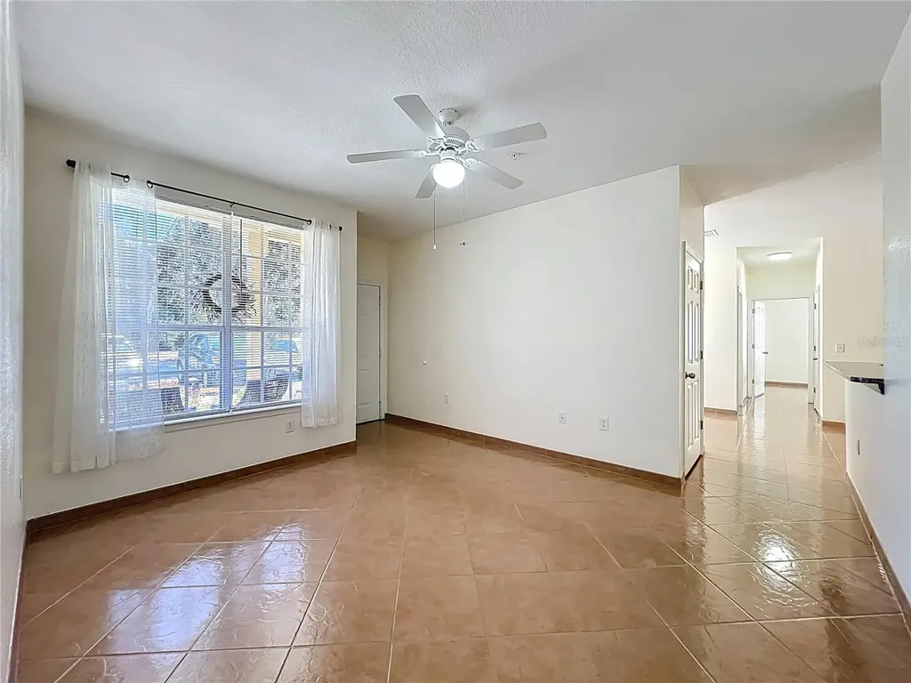 837 Grand Regency Point Altamonte Springs FL 32714