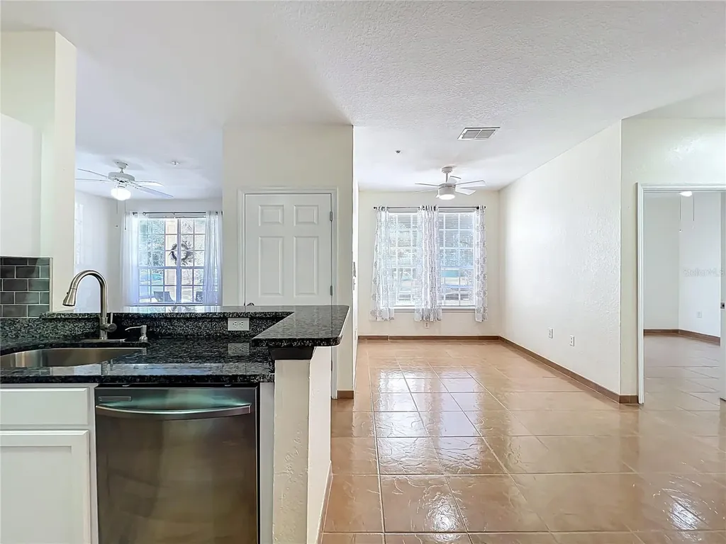 837 Grand Regency Point Altamonte Springs FL 32714