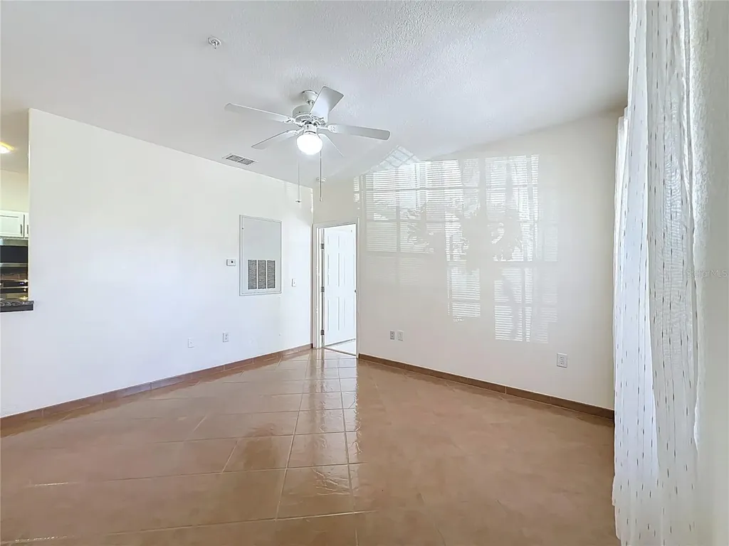 837 Grand Regency Point Altamonte Springs FL 32714