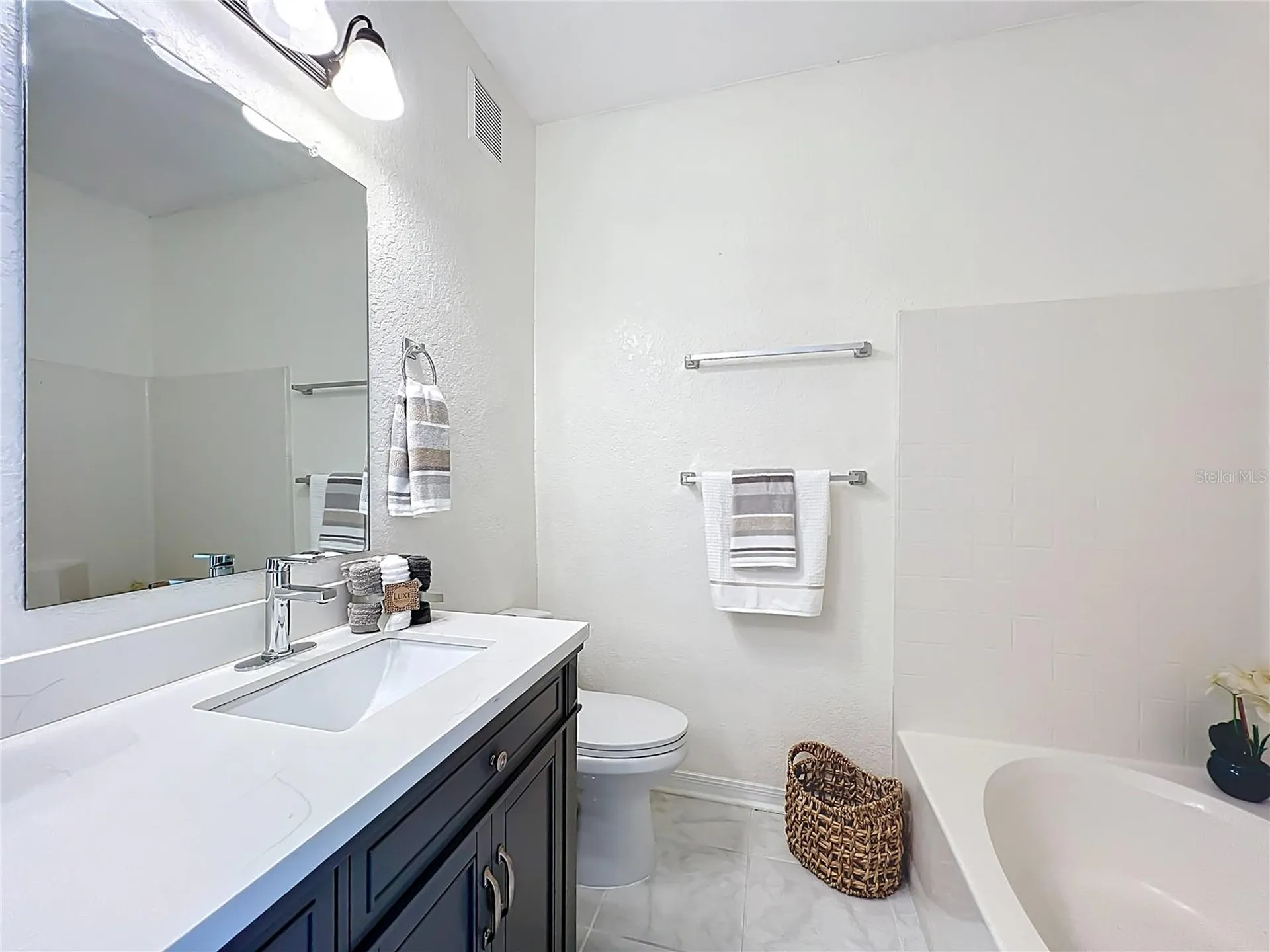 837 Grand Regency Point Altamonte Springs FL 32714