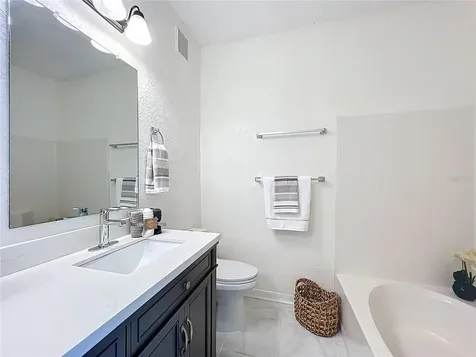 837 Grand Regency Point Altamonte Springs FL 32714