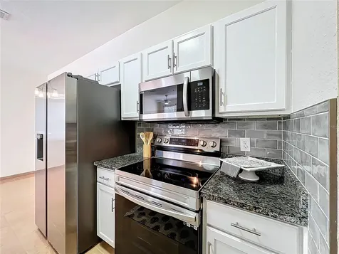837 Grand Regency Point Altamonte Springs FL 32714
