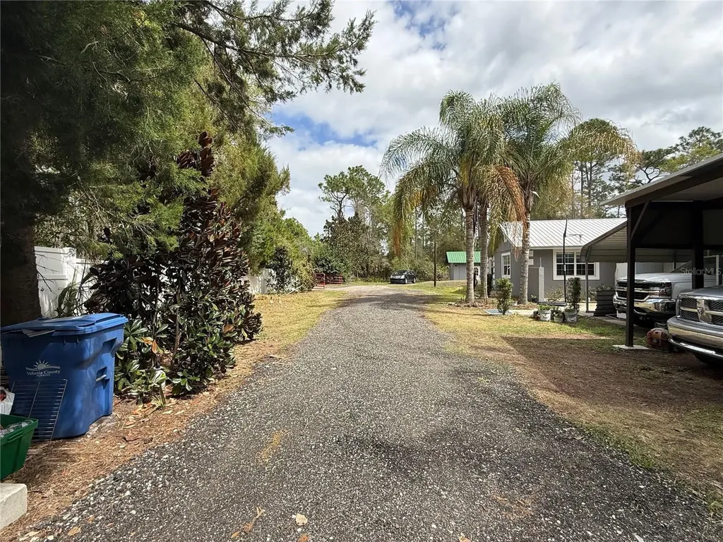 1363 Emporia Road Pierson FL 32180