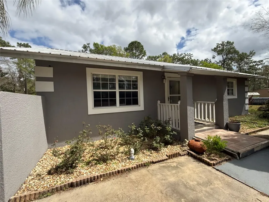 1363 Emporia Road Pierson FL 32180