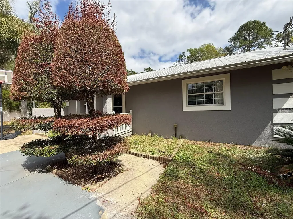 1363 Emporia Road Pierson FL 32180