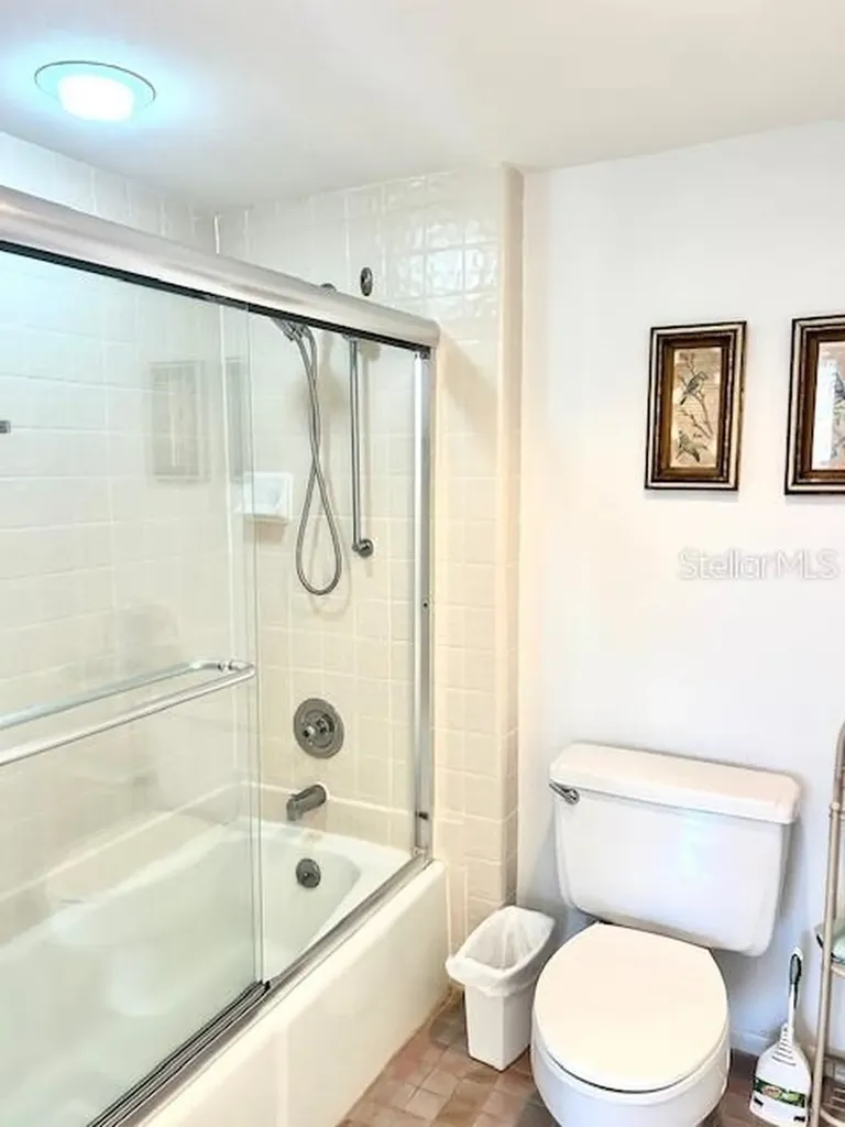 1095 Gulf Of Mexico Drive Longboat Key FL 34228
