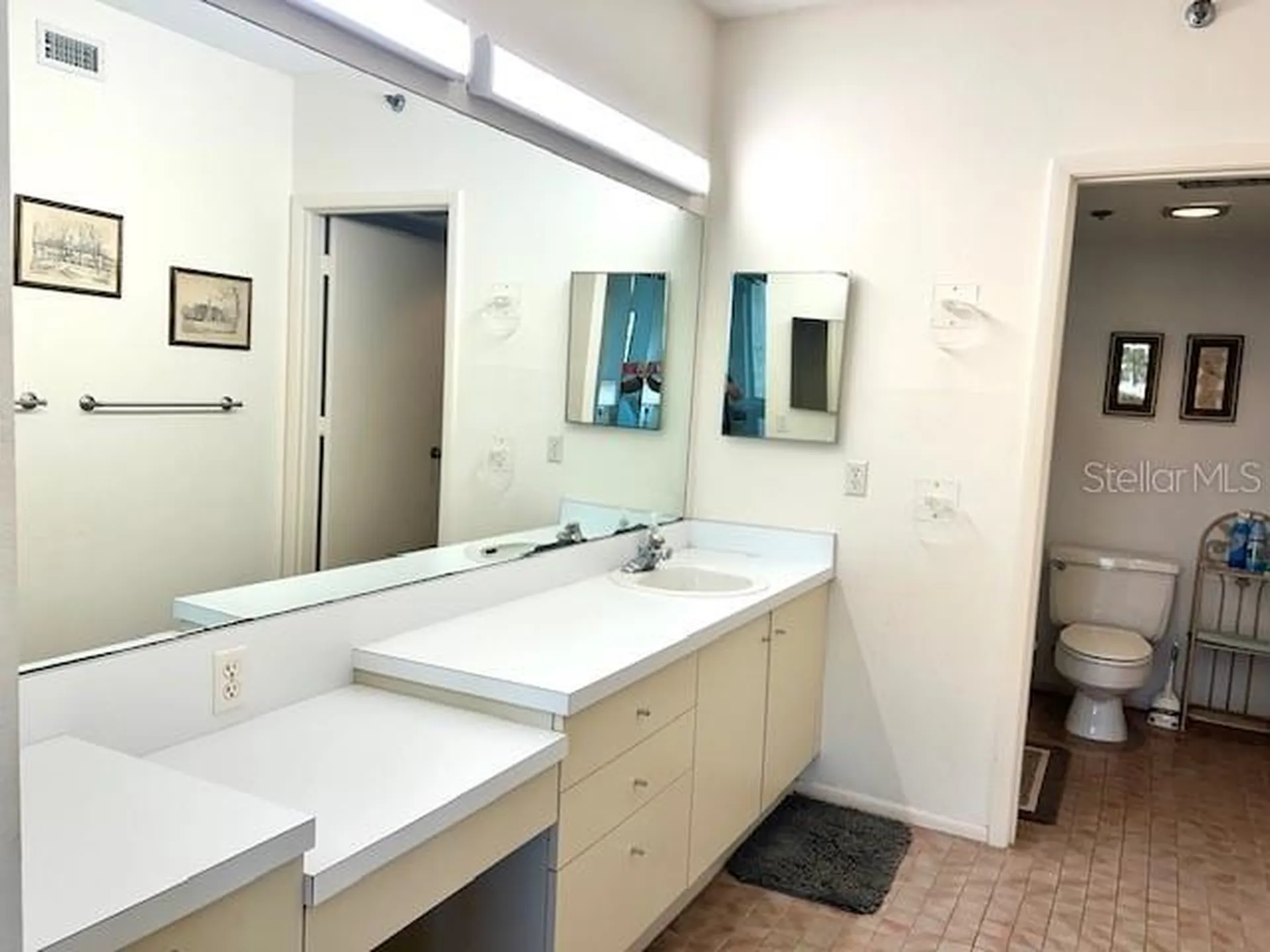 1095 Gulf Of Mexico Drive Longboat Key FL 34228