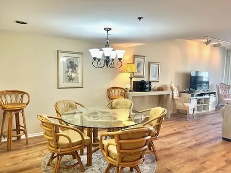 1095 Gulf Of Mexico Drive Longboat Key FL 34228