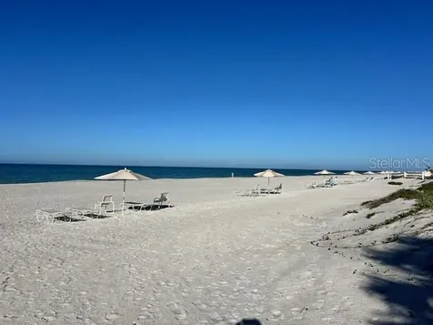 1095 Gulf Of Mexico Drive Longboat Key FL 34228