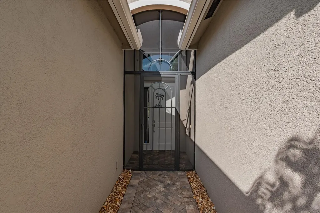 4908 Grand Banks Drive Wimauma FL 33598
