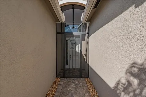 4908 Grand Banks Drive Wimauma FL 33598