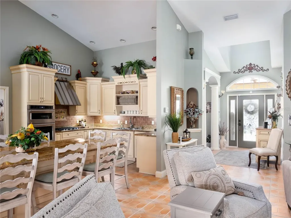 14020 SE 106th Street Ocklawaha FL 32179