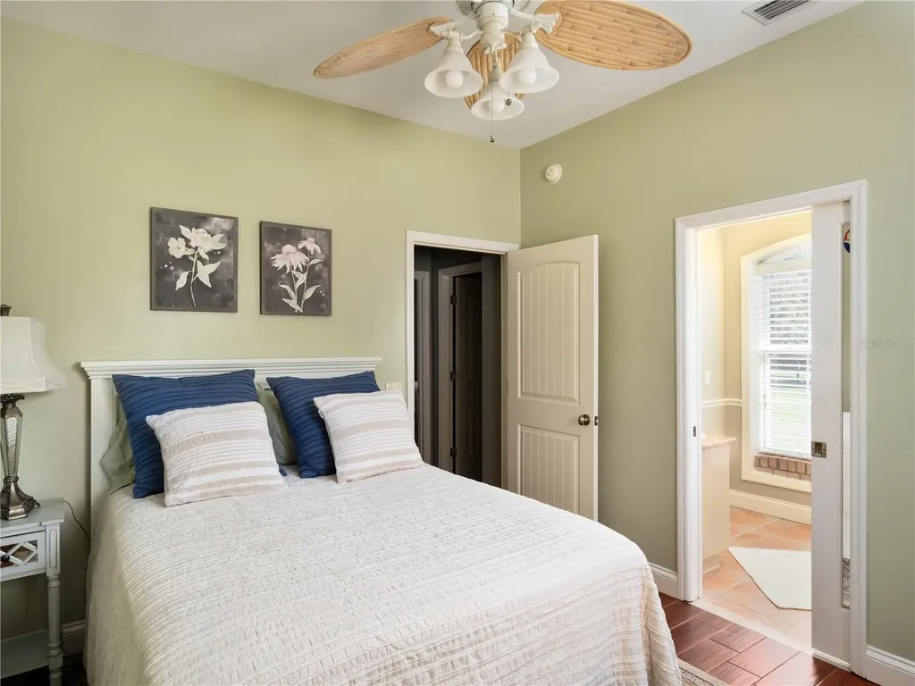 14020 SE 106th Street Ocklawaha FL 32179