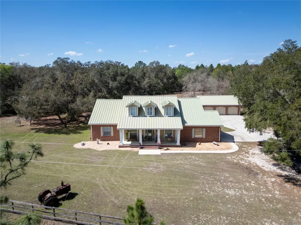 14020 SE 106th Street Ocklawaha FL 32179