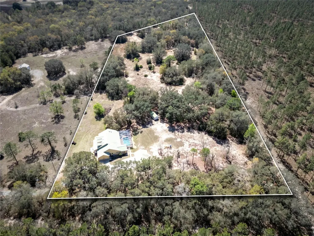 14020 SE 106th Street Ocklawaha FL 32179