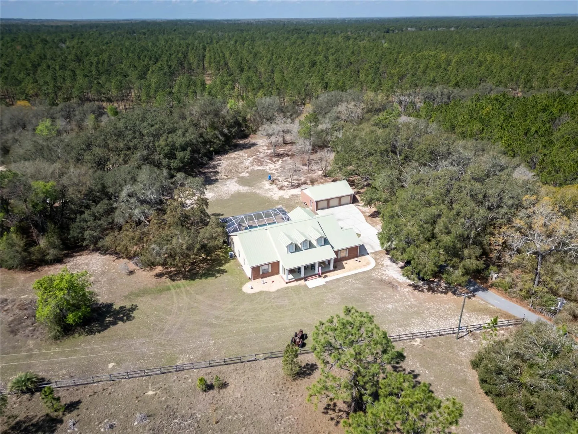 14020 SE 106th Street Ocklawaha FL 32179